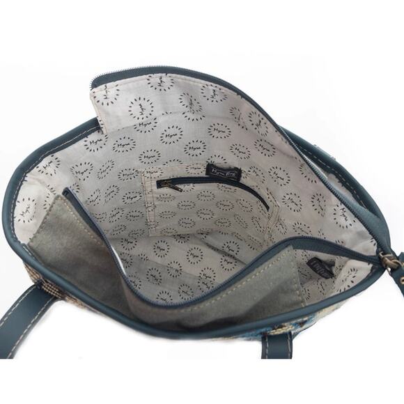 NWT Boutique Boho Zephyr Mesa Concealed-Carry Blue Canvas Tote Bag - Picture 4 of 4